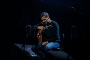 António Zambujo Instagram - Somos sempre muito felizes no Porto. Ontem celebrámos a entrada do nosso Brito nos entas e ainda recebemos a visita do Zé Bacelar. Muito obrigado a todos por estes dois dias. Beijos e abraços deste que tanto vos quer

📷 Simão Costa

#ZambasCorporate #Cidade