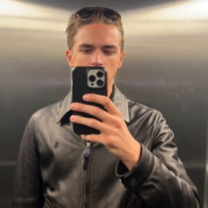 Antoon Instagram - 