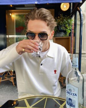 Antoon Instagram - Bon verre d'eau