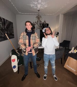 Antoon Instagram - 🤔