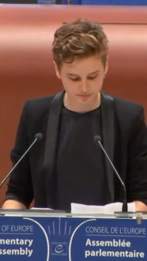Anuna De Wever Instagram - Yesterday, I spoke at a high-level panel at the @councilofeurope, joining UN Secretary-General @antonioguterres, among others. 

Standing there, appealing for my right for a future, was not how I dreamt of spending my youth. 

Our leaders’ actions have, however, have left me without a choice. Denied of my freedom to live without fear. 

I never had a choice to be anything but brave. 

We discussed a set of resolutions which recommend to draw up a new protocol to the European Convention on Human Rights on the right to a safe, clean, healthy and sustainable environment. 

This would give power back to the people by providing them a way to hold their governments accountable for their lack of climate action. 

However, an Assembly vote in favor is only the beginning. The final decision will be taken by the ministerial body of the Council, which already refused to take action on a similar call in 2009. 

This is why my question to the Committee of Ministers is: 

Are you half as brave as I am? 

It’s time for you too, to show courage- just like we activists have to, every single day. 

We are already late. Climate justice can’t wait any longer. 

It’s time to make #EnvironmentRightNow 🌿

@youth.for.climate #cop26 @fridaysforfuture
