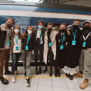 Anuna De Wever Instagram - #COP26, here we come! 🚊➡️🌎

Today we are leaving to Glasgow with activists and civil society actors brought together by @railtothecop . 

Due to the unequal distribution of the vaccins, many activists and experts from the Global South won’t be able to attend COP26. This is tragic, as these are the people that are experiencing the heaviest consequences of the crisis and ought to claim their seat at the table at COP26.

All the decisions that will be made in the coming two weeks will have an immense impact on the different scenarios this world can go to. 

The climate crisis isn’t just about emissions in the atmosphere. It’s about human rights and global equity. It’s about reprioritizing from profit to people. 

Are we going to choose to proceed business as usual and create an inhabitable planet? Or are we going to wake up and realize we don’t need to choose extinction? 

We, humans, must decide what will happen. So what is it gonna be? 

World leaders, we’re watching! 

Stay tuned for updates here on Instagram or by reading my daily column at @gva 📝🌎
