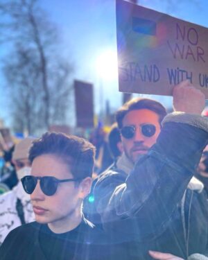 Anuna De Wever Instagram - Strike to #StandWithUkraine 🇺🇦