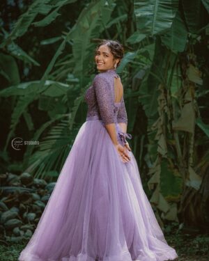 Anupama Gowda Instagram - Lost…
But finally found 😜
#rajaranireloaded 

Outfit: @flyrobebangalore_malleshwaram 
Styling : Meeeeee
Accessories: @thespatika 
MUA: @makeoverwith_vandana 
Assisted by : @thestyles_surya 
PC: @raghavstudios