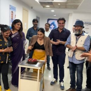 Anushka Kaushik Instagram - 🕉️’Patna Shuklla’🎥ne Rinki Kumari se bhot kuch cheena hoga par Anushka Kaushik ko bhot kuch dediya💛
Big thanks to @starz_ofindia 
@internationalgloryawards2023 for this honor 🏆’Rising star in Bollywood’🌟
Big hearts to @arbaazkhanofficial for making it possible and being a support alwayzzzz 🥰
@mukeshchhabracc thank u for always guiding and believing in real talents 🤩
@vivekbudakotiofficial sameer thank u for creating Rinki🥳
@officialraveenatandon for being the biggest support on-screen off-screen🫠
Thank u so much @ajay.chabbria for spoiling me 🙈@shardasingh009 darling!I love u 🥺Waiting to party with u again❤️
My amazing and extremely supportive co-actors @satishkaushik2178 @manavvij @iamroysanyal @jatingoswami_official @rajukherofficial @amit.sial n everyone 🎉

@amrita.rumi12 
@vermashrii028_ 
My amazing team 
@hardikgambhir @aayush.mov @upasana.chh__ @thisisarpitaaa 
.
.
.
#patnashukla #awardshow #awardwinning #bollywoodmovie #bollywoodmovies #bestactor #promising #risingstar #anushkasharma #anushkakaushik
