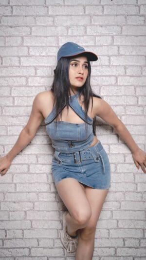 Anushka Kaushik Instagram - I’m den-Im 👖
.
.
.
.
Photography - @_prajwalkhade
Editing - @aayush.mov
Stylist - 
@thisisarpitaaa 
Outfit - @a.la.modebyakanksha
Makeup - @upasana.ch__
Hair - @parvatisingh77
Styling team - @prajaktathestylist
Studio - @dotmediabase
Managed by - @hardikgambhir 
#denim #photoshoot #indoor #cap #korean #koreanstyle #blueaesthetic #aesthetics #anushkasharma #anushkakaushik #trend