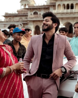 Anushka Merchande Instagram - Aapne PUKAARa aur hum chaley aaye! 
Miltey hai agle haftey Monday se Sony TV par 8:30 bje 🫶🏻
Theek hai na @sayli_s_salunkhe @anushka_merchande milege na ? 
.
.
Comment using word PUKAAR in your sentences in comments! Looking forward to all the creativity in comment section! 
.
.
.
#abhisheknigam #pukaardilsediltak