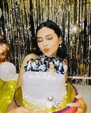 Anushka Merchande Instagram - 9teen!🪩🎀🧁🩰💌

#anushkamerchande #actress #birthday #nineteen #explore #foryou #instagood #bollywood