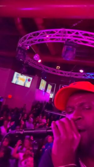 Anwan Glover Instagram - THIS IS BACKYARD4LIFE WE LOCKED AND LOADED BABY @restaurant_55_ @raasanfuller @dawaynen LADIES TURING UP 🔥🔥🔥🔥🔥🌪️🌪️🌪️🌪️📽️ EACH AND EVERY FRIDAY NIGHT @backyardband IF YOU LOVE ❤️ HER KEEP HER AT HOME 🏠  UNTIL THE GOGO OVER 💯 WE GOT THE ENTIRE CLUB ROCKING THE BARTENDERS 2
