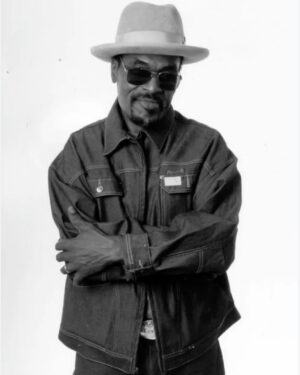 Anwan Glover Instagram - Today 5-16-12 we lost our Pops our teacher our love ❤️ one may you continue to rest in peace we miss you we love ❤️ you and we will keep making you proud all of us each band in the city because you loved alllllll of us pops 👑⏰🙏🏽🎤🎸