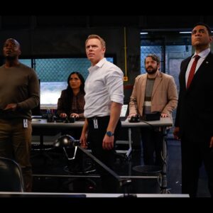Anya Banerjee Instagram - @netflix today in the usa ♥️🖤

#theblacklist #theblacklistseason10