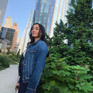 Anya Banerjee Instagram - 🏙Wot u lookin at?🌳