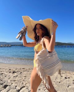 Actress Anya Singh HD Instagram Photos and Wallpapers April 2024
