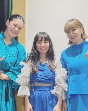 Aoi Teshima Instagram - 沖縄県那覇市沖縄県男女参画センターてぃるるで行われた「多和田えみ presents ライブ カーネーション OKINAWA 2024」と言う素敵なイベントで歌って来ました！

多和田えみさん、土岐麻子さん、Nanaironoteさん、ご一緒出来て楽しかったです。ありがとうございます。

遊びに来てくださった皆さま、温かく迎えてくださってありがとうございました。

イベントの後は、沖縄の美しい海に癒されてお家に帰りました。大好きな沖縄で歌えてとても嬉しかった！

-Aoi🌹

#多和田えみ さん
#土岐麻子 さん
#nanaironote さん 
#手嶌葵 
#ライブカーネーション #てぃるる #沖縄