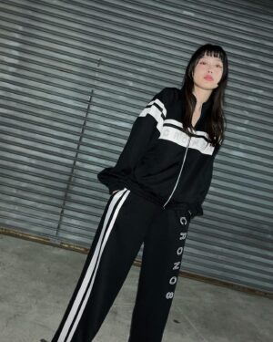 Aoi Yoshikura Instagram - @cronos_apparel
NEWセットアップ✌🏼
大きめのサイズにして、より私好みのシルエットに😙🫶🏻
着心地も最高ですっ
#PR#CRONOS
#まゆげ服