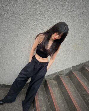 Aoi Yoshikura Instagram - 🖤🖤🖤
@alm._official
#PR#alm#almshoes#アルム
@__angela.official__