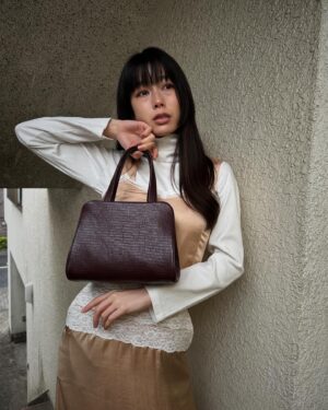 Aoi Yoshikura Instagram - 👜👜👜
@archivepke 
#archivepke #アーカイブエプク
@___angela.official___