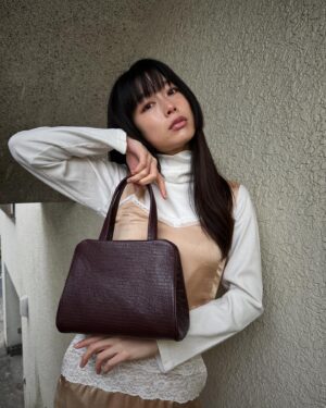 Aoi Yoshikura Instagram - 👜👜👜
@archivepke 
#archivepke #アーカイブエプク
@___angela.official___