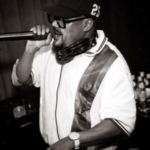 Apl.de.Ap Instagram - Flipped on the switch and brought the sickest beats all the way to the heart of Hong Kong! Thank you @dragonihk for the wild energy, and shoutout to my family for sharing in the good vibes! What a night! #APLsWorld