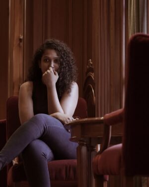 Apoorva Bhardwaj Instagram - Wanna know a secret? 
.
.
.
.
#itcwindsor #curlyhairactress #kfi #actor #apoorvabharadwaj