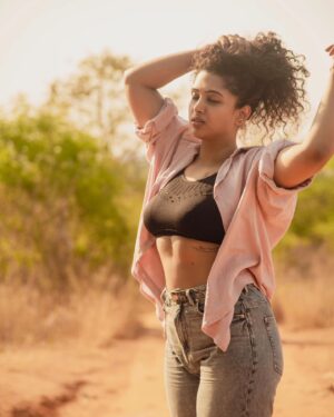 Apoorva Bhardwaj Instagram - Go wild for a while...
.
.
#apoorvabharadwaj
Edited by @thekoushikgowda