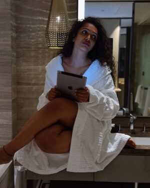 Apoorva Bhardwaj Instagram - Right amount of light and everything. 
.
.
.
.
.
.
.
.
.
#actor #actress #love #model #film #actorslife #movie #hollywood #curlyhairactor #bollywood #instagram #cinema #acting #instagood #photography #artist #movies #art #fashion #follow #director #music #like #theatre #actors #kfi #photooftheday #cute #drama #apoorvabharadwaj