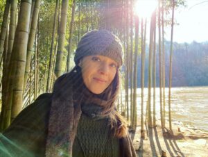 April Billingsley Instagram - Enjoyed a lovely afternoon hike to the bamboo forest this Sunday with my parents #hiking #bambooforest