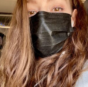 April Billingsley Instagram - Pretty flight coming home from LA last week- was just going through the pics and decided to post 💛I’ve noticed so many people don’t even open their windows at all on the last few flights I’ve been on and it is so mind boggling to me because when else do you get to see the world from this perspective? 🌅 #actress #sunset #airphotography