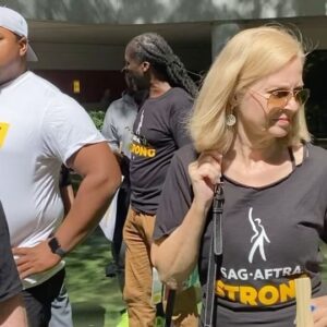 April Billingsley Instagram - With a bunch of other incredible SAG-AFTRA actors at the @sagaftra office in #Atlanta sending good vibes for the negotiations today!!! #sagaftrastrike #sagaftrastrong #power2perfomrers