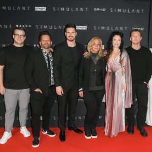 Actress April Mullen HD Instagram Photos and Wallpapers May 2024