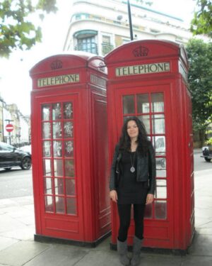 April Schutte Instagram - 13 years ago in London! This was our first time there. Look at that big, curly dark hair! Loads of grey in there but it’s not as noticeable in these photos. 
.
.
.
#youngerdays #londonlove #earlygrey #youngandgrey #silversister