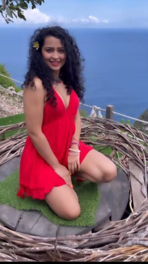 Apsara Rani Instagram - Hello guys, Let’s get connected on my official YouTube Channel..! 
Subscribe for more updates😍🥰

Link in bio💃

#apsara #apsararani #youtube #newchannel #newupdates