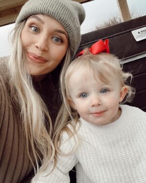 Aqueela Zoll Instagram - This has been such a wild year of change, newness, excitement, and stretching. Rozlo is going to be two in April, and I can barely believe it. Ryan and I are learning, searching, and constantly still feeling humbled and empowered by God’s grace and goodness. Some little snapshots along the way 🤎
#familylifestyle #happyhomeowners #parenthoodmoments