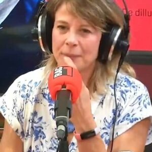 Araceli Segarra Instagram - #Repost @versiorac1
...
🏔️ "Et va resultar més difícil escalar l’Everest sent una dona?" 

🧐 La pregunta que @Aracelisegarra no entenia. Per què?
@penguinllibres 
@refraktari
@_martandreu