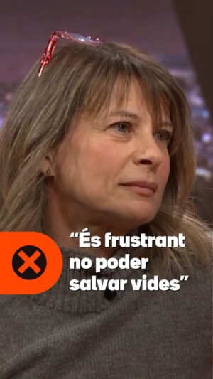 Araceli Segarra Instagram - 👉 @aracelisegarra: “És molt frustrant quan veus que se’t mor gent a la muntanya i no pots fer res per ajudar-los” 

L’alpinista recorda com va viure el moment en què es van morir 8 persones durant la seva expedició a l’Everest.

 #Collapse3Cat