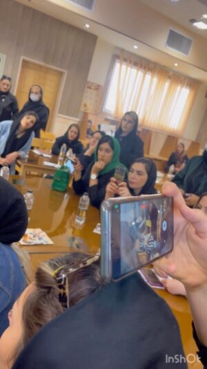 Aram Yousefinia Instagram - کسی که هدف داره برنامه داره در مسیر انسانهای درجه یک قرار داره چرا به هدفش نرسه؟
#آرام_یوسفی_نیا #مدرس_میکاپ_عروس #مدرس_گریم_میکاپ #بازیگران_زن #سینمایی