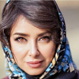 Aram Yousefinia Instagram - زن بودن خیلی قشنگه

تمامی رویاهایمان به حقیقت  می پیوندند اگر  شجاعت دنبال کردن آنها را داشته باشیم
#آرام_یوسفی_نیا #مدرس_گریم_میکاپ #بازیگران_زن