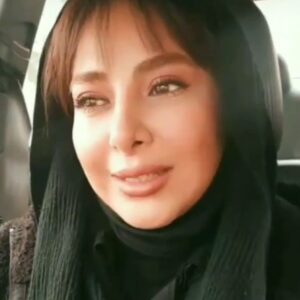 Aram Yousefinia Instagram - زیبایی یک نگاه و افق دیدگاهیست  و ما فروشنده تفکراتمون هستیم 
 
#آرام_یوسفی_نیا #بازیگران_ایرانی #مدرس_گریم_حرفه #زیبایی #زیبا_باشیم