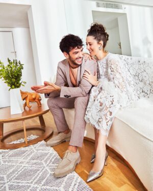 Aras Aydın Instagram - Biz🪽

Fotoğraf: @beratcapin
Makyaj: @melisilkkilic
Saç: @ibrahim.junior
Styling: @ecesisik @sinemaslikara
Ve tüm misafirperverliğiyle @palmalifehotel🪩🍇🪼🧚🏽‍♂️🪻🙏🏽🍀