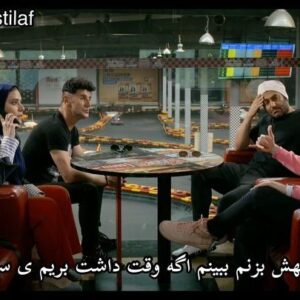 Arash Estilaf Instagram - انگار نه انگار بچشو دزدیدن😂میگه بریم کارتینگ ماشین بازی😂
#ساخت_ایران #امین_حیایی #محمدرضا_گلزار #آرش_استیلاف #سحر_دولتشاهی #آرشی 
قسمت دوازدهم سریال ساخت ایران ۲ . 
#arashi #arashestilaf #华波波 
#madeiniran2
