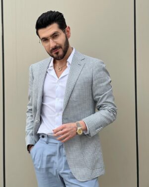 Arash Estilaf Instagram - New style 🍯 #arashestilaf نظر؟
#华波波 新发型如何