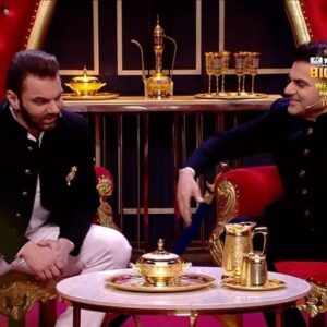 Arbaaz Khan Instagram - Aaj aa rahe hai Sohail Khan aur Arbaaz Khan lekar entertainment ki tsunami. 🤣

Dekhiye #BiggBoss17, Mon-Fri 10PM & Sat-Sun 9PM sirf #Colors aur @officialjiocinema par.

#BB17 #BiggBoss
@beingsalmankhan

@sohailkhanofficial @arbaazkhanofficial