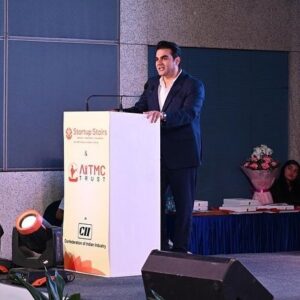 Arbaaz Khan Instagram - Congratulations @preetsandhuu1106 on your amazing initiative “Startup Stairs “. It was a pleasure meeting you and I truly admire your vision to enable startups to access necessary resources. I have no doubt that with your dedication and hard work, you will achieve great success. Wishing you all the best!"

#StartupStairs
#StartupSymposiumIndustryIgnite2023
#DroneTechnology #DroneInnovation #Skillindia
#GovtIncentives #StartupGrowth