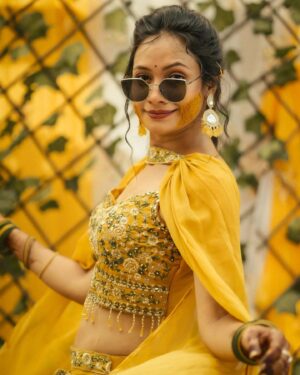 Archana Padhi Instagram - HALDI 💛 
#bhaiyakihaldi #haldiceremony 

Makeover @sai_beautyacademy ❤️
Awesome photography by @slicexfilms ❤️

Which one is yr favourite 🙈??