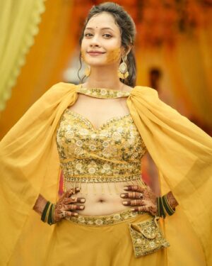 Archana Padhi Instagram - HALDI 💛 
#bhaiyakihaldi #haldiceremony 

Makeover @sai_beautyacademy ❤️
Awesome photography by @slicexfilms ❤️

Which one is yr favourite 🙈??