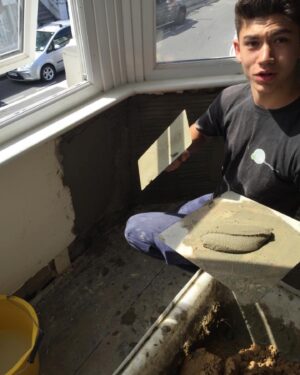Archie Renaux Instagram - Me back in the day @environ_property_services 
Loved working here as a young man, learnt a lot 👌🏼🙏🏼