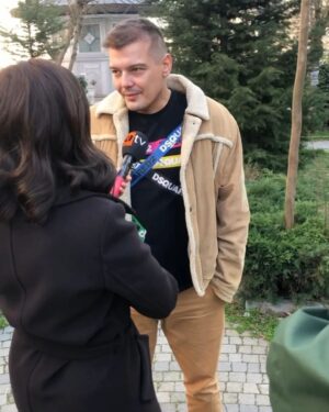 Arda Kural Instagram - Bu akşam ATV ana haber de görüşmek üzere ❤️