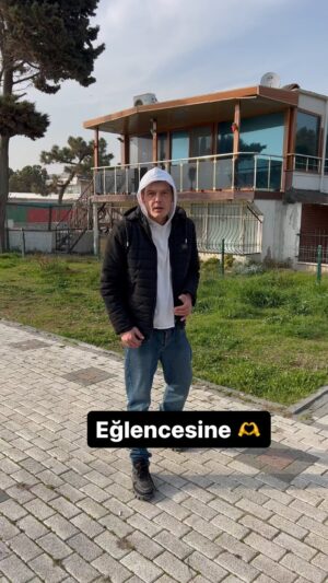 Arda Kural Instagram - Yakazi flaybox