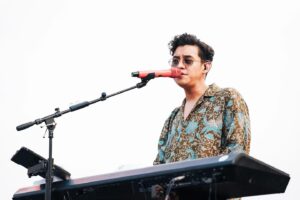Ardhito Pramono Instagram - As soon as Ardhito Pramono hits his first tune, we know we all be fine today 💕

#PrambananJazzFestival #SatuDekadeBersama #PJF10