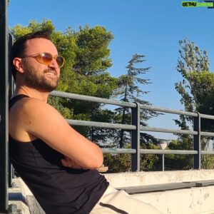 Argyris Angelou Instagram - Ο απογευματινός ήλιος συνιστάται... 🌞🌞 
#sun #stillsummer ##onlylove